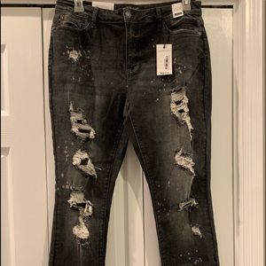 Judy Blue Distressed Boyfriend Jeans
